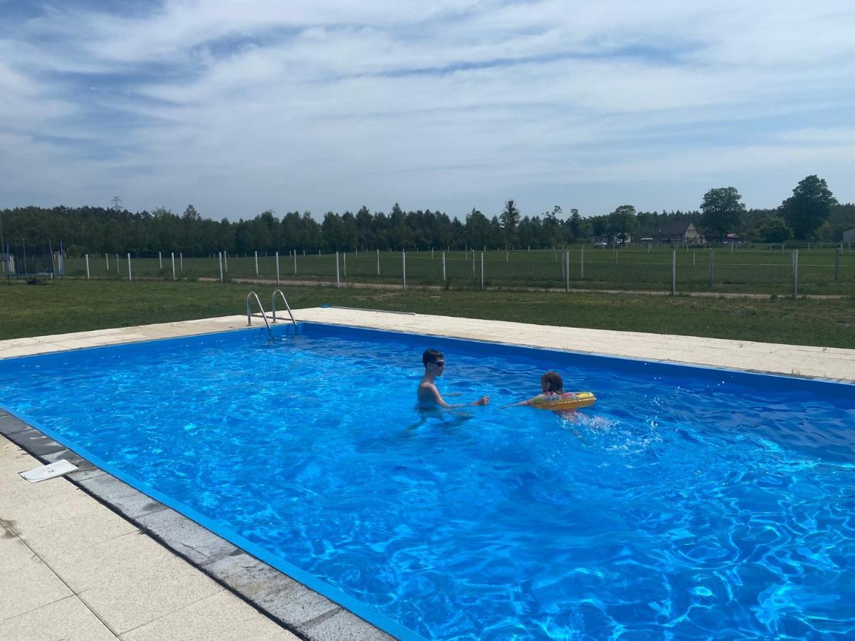 Noce I Dnie Hotell Postołowo Exteriör bild
