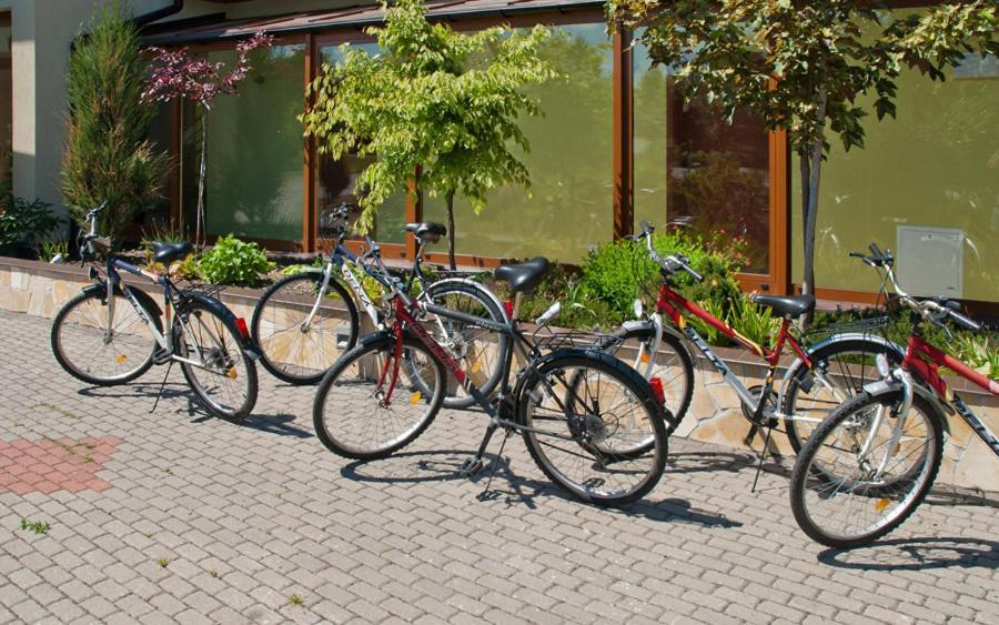 Noce I Dnie Hotell Postołowo Exteriör bild