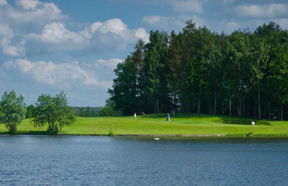 Noce I Dnie Hotell Postołowo Exteriör bild